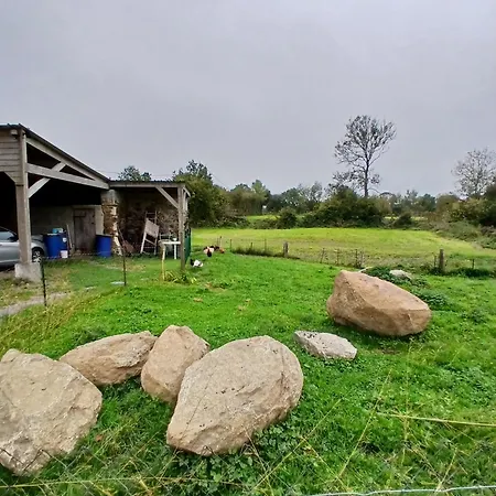 Etudiant 招待所 *